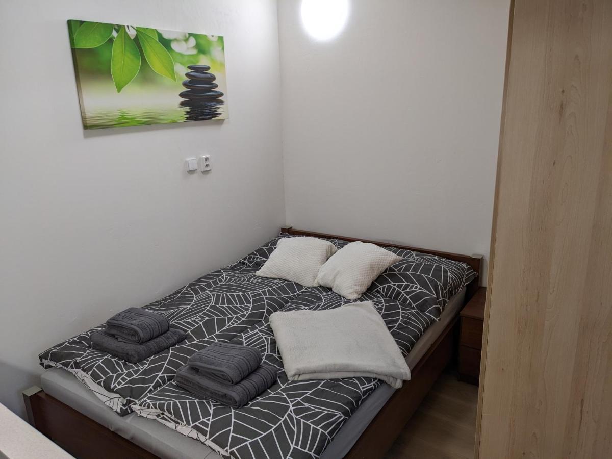 Utulne Studio U Marianskeho Udoli V Brne - Lisni Brno Dış mekan fotoğraf